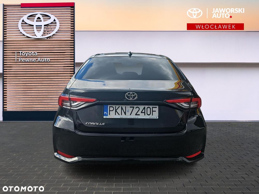 Toyota Corolla - 4