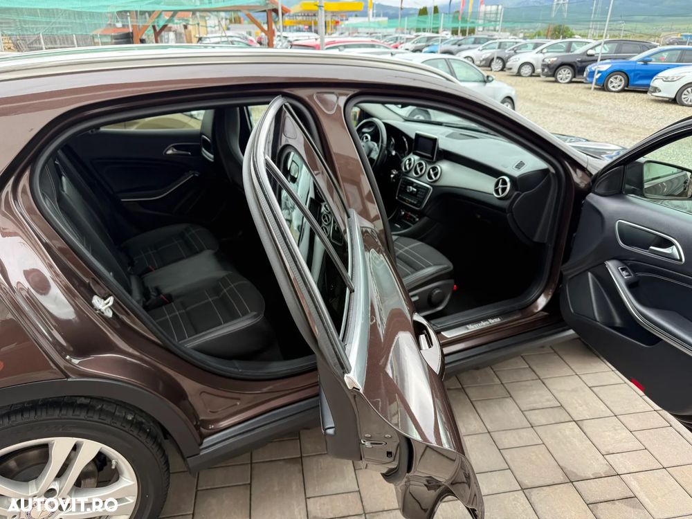 Mercedes-Benz A 45 AMG 4Matic Aut. - 17