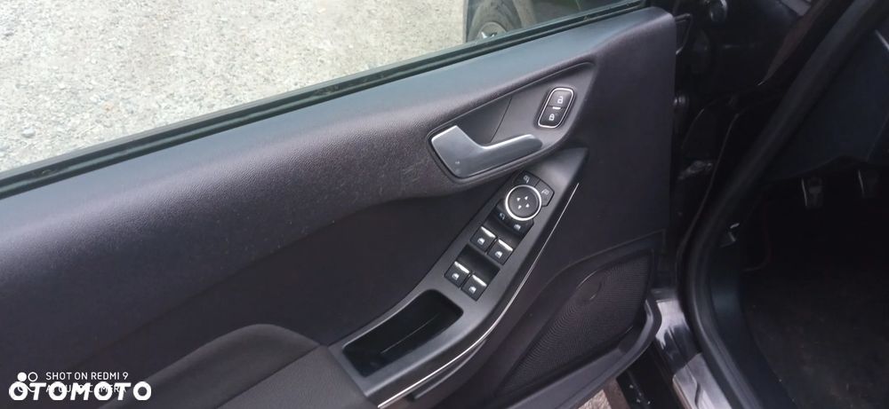 Ford Fiesta 1.0 EcoBoost S&S ST-LINE - 9