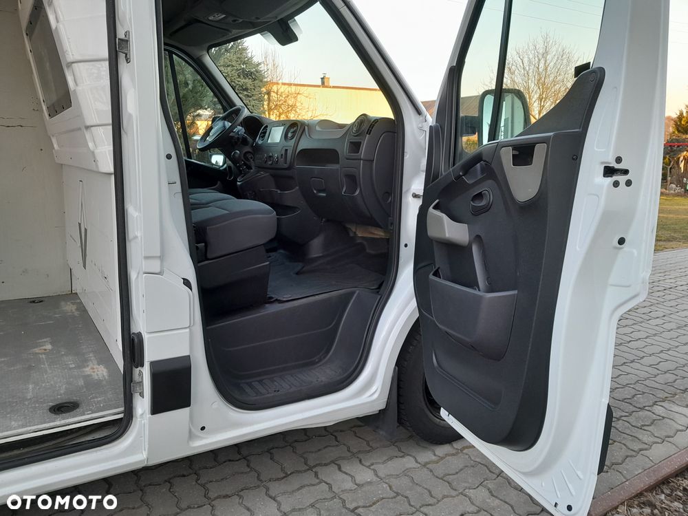 Renault Master - 15