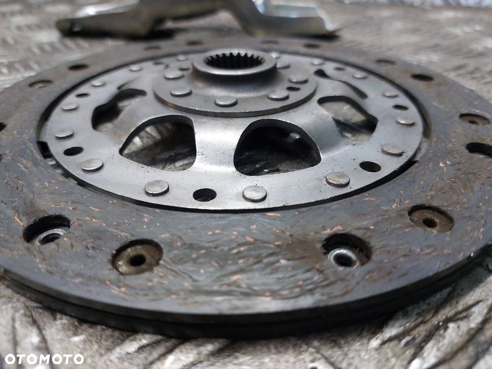 KOŁO DWUMASOWE + TARCZA + DOCISK + ŁOŻYSKO AUDI A4 B5 1.6 8V 058105266 - 5