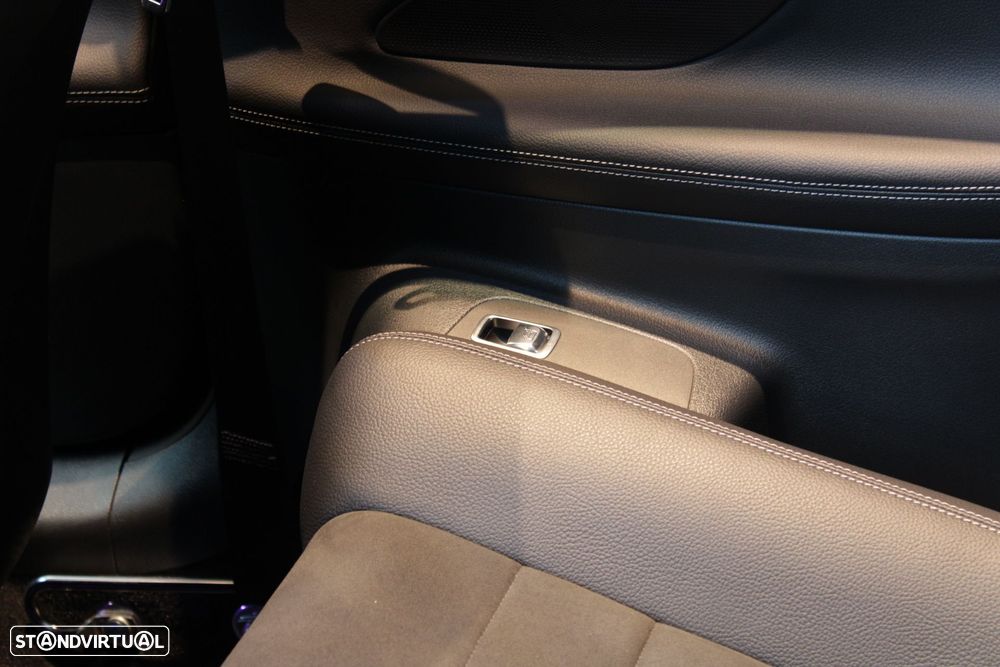 Mercedes-Benz E 220 - 48