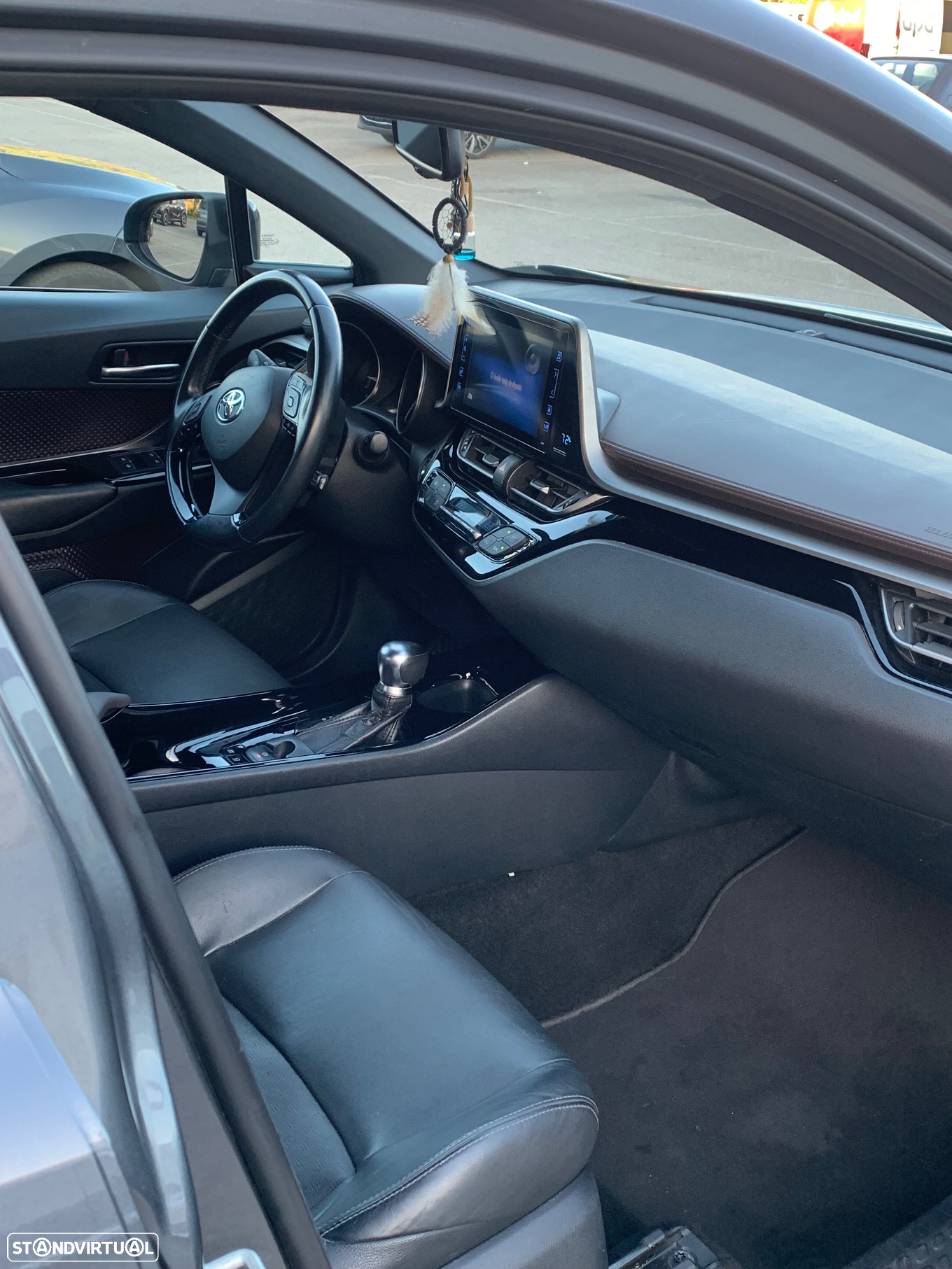 Toyota C-HR 1.8 HSD Exclusive+P.Luxury - 14