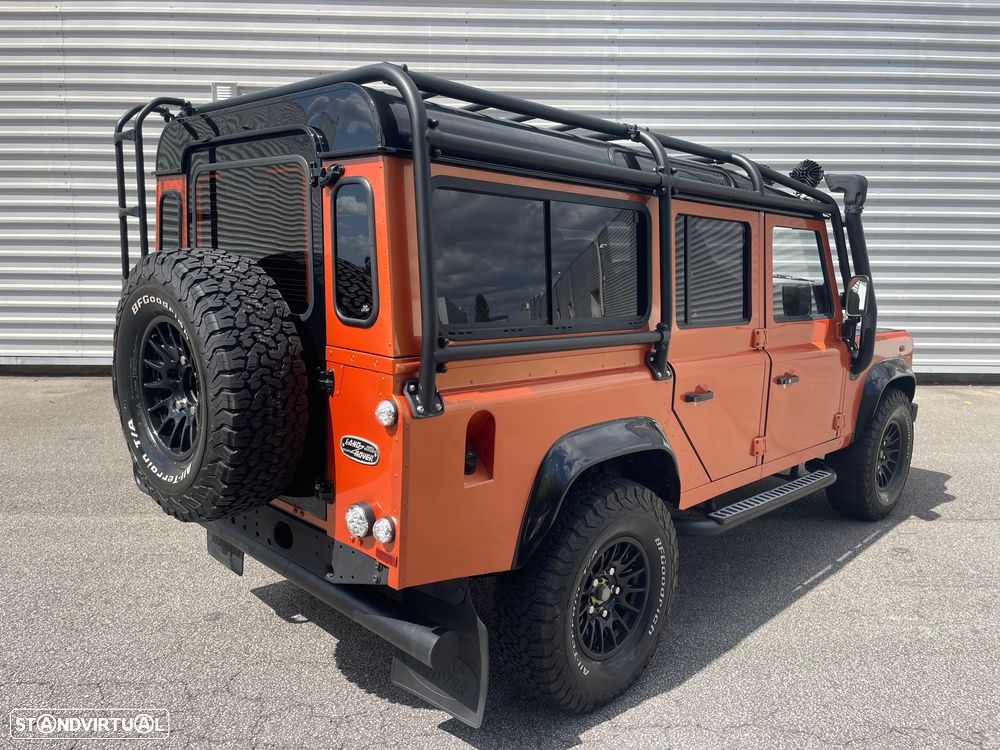 Land Rover Defender 110 Station Wagon Style - 7