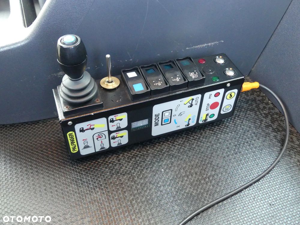 Renault C380 / HAKOWIEC PALFINGER 15t / RETARDER / IDEALNY STAN / - 27