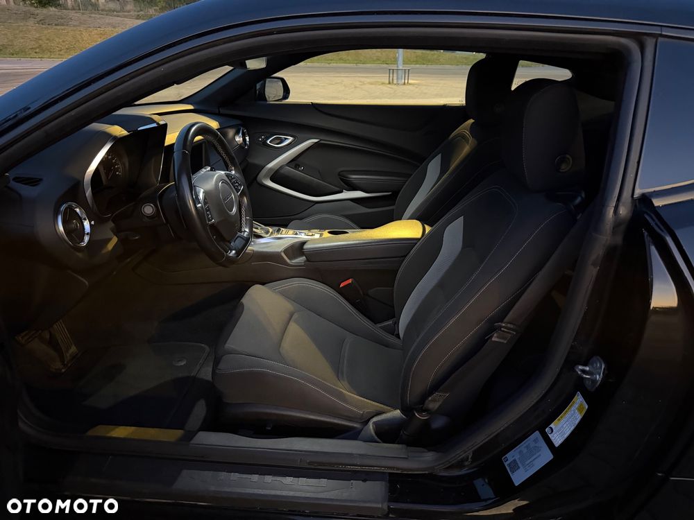 Chevrolet Camaro - 11