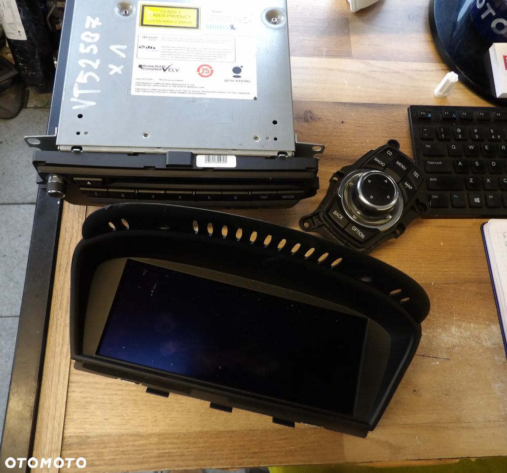 BMW - E90,E91 - KOMPLETNA NAWIGACJA - MONITOR , STACJA , KONTROLER - KOMPLET - 9215646  9283431  9240959 - 1