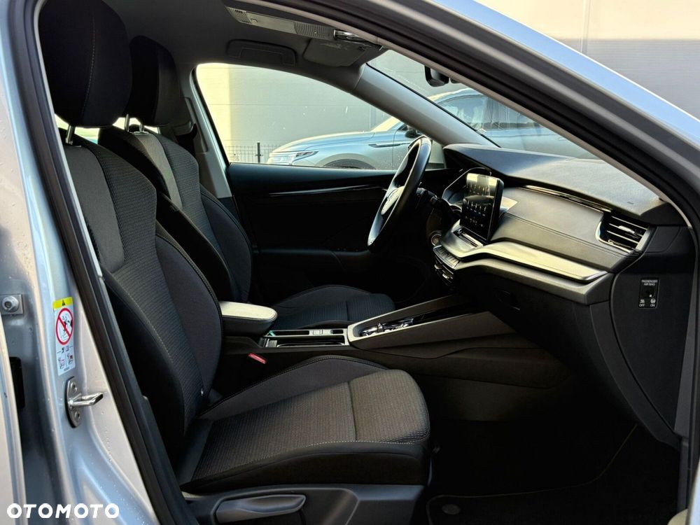 Skoda Octavia 2.0 TDI Ambition DSG - 11