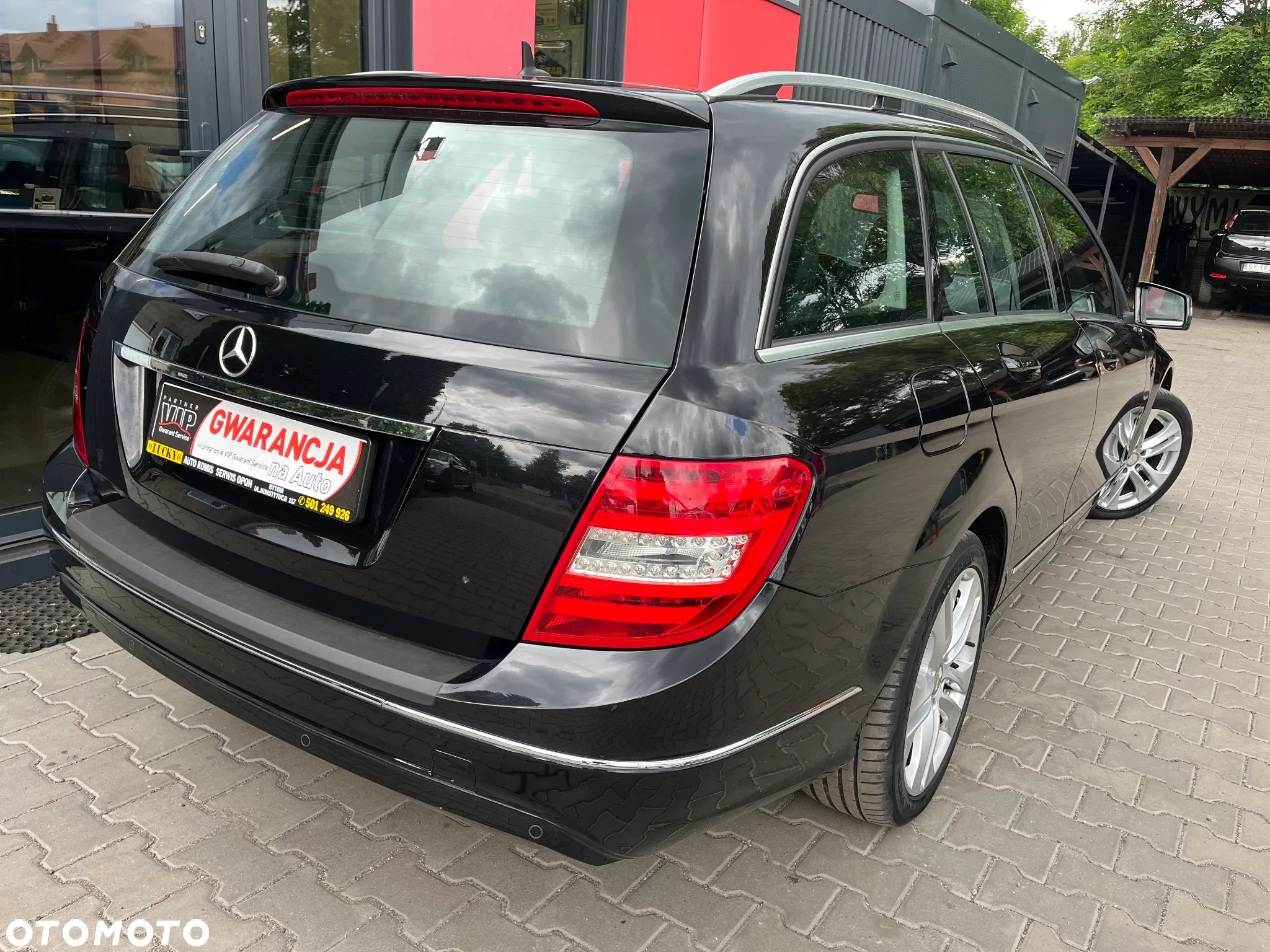 Mercedes-Benz Klasa C 180 T BlueEFFICIENCY 7G-TRONIC Avantgarde - 10