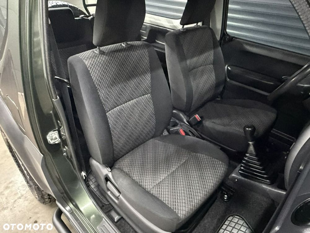 Suzuki Jimny - 22