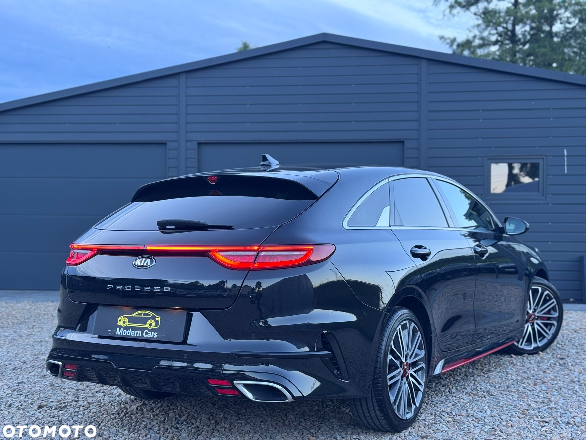 Kia ProCeed 1.6 T-GDI GT DCT - 12