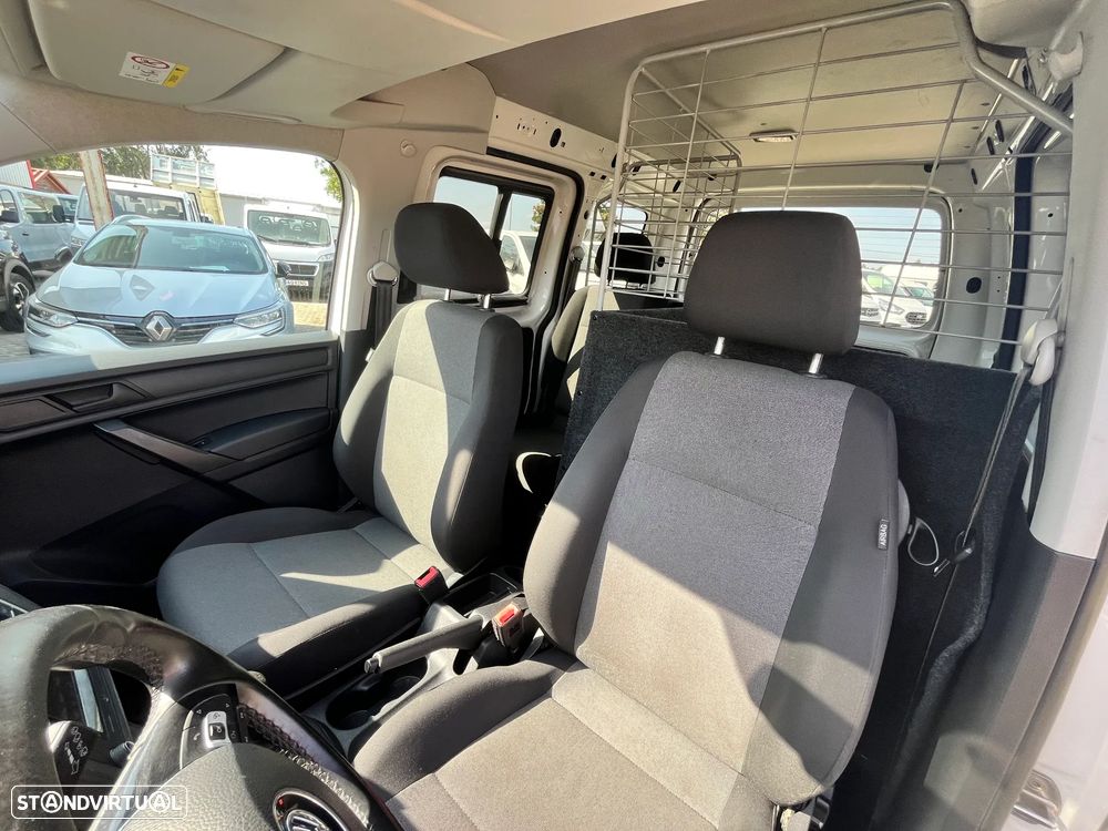 VW CADDY 2.0 TDI 102cv 3 Lugares - 12
