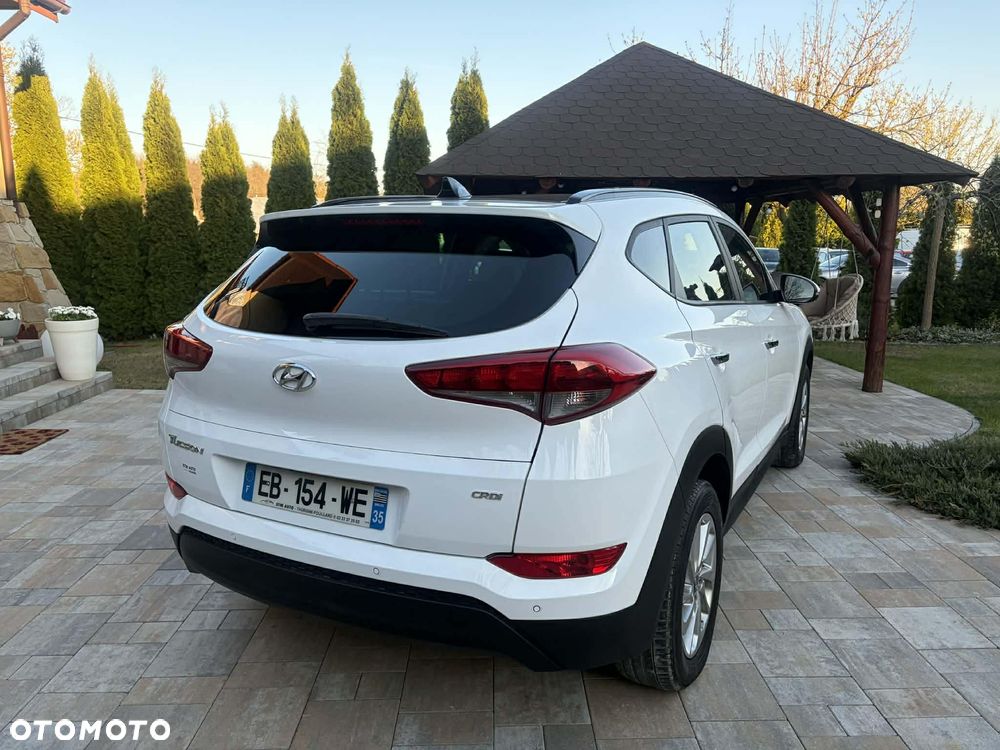 Hyundai Tucson 1.7 CRDI BlueDrive Style 2WD - 8