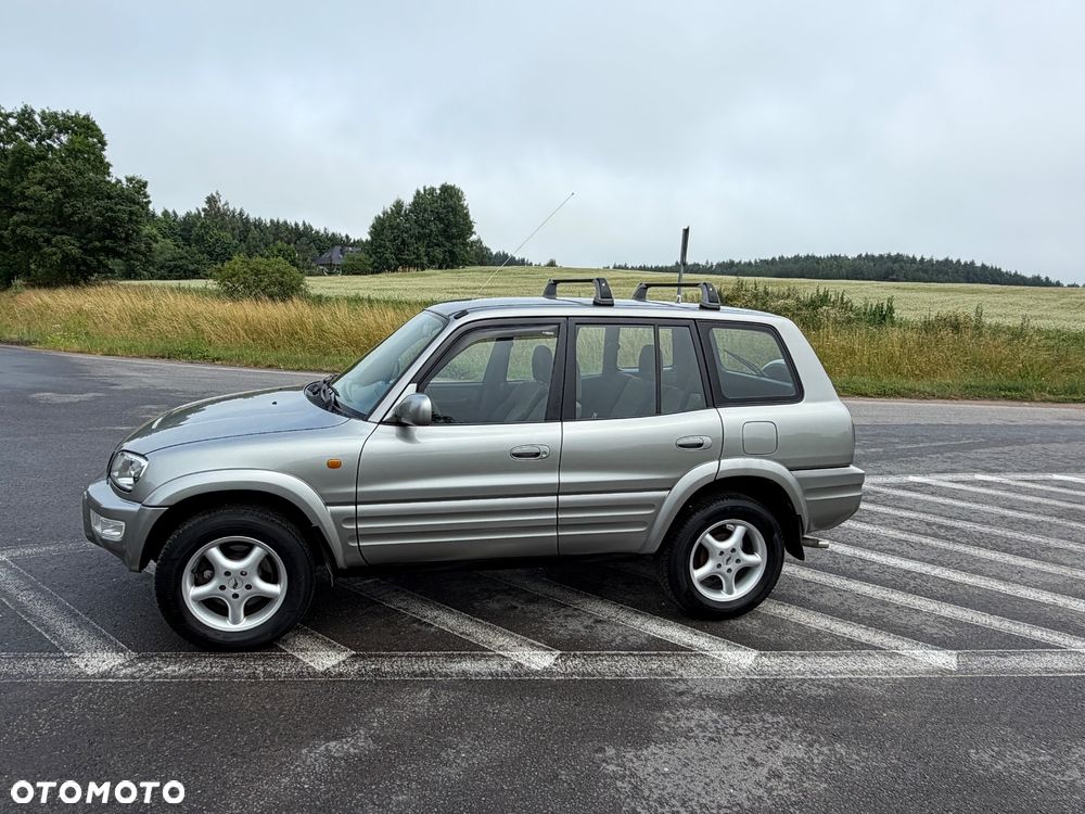 Toyota RAV4 2.0 Fun - 30