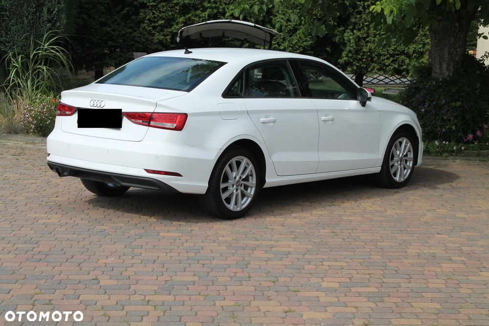 Audi A3 Limousine 30 TFSI S tronic - 15