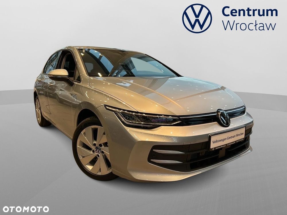 Volkswagen Golf - 10