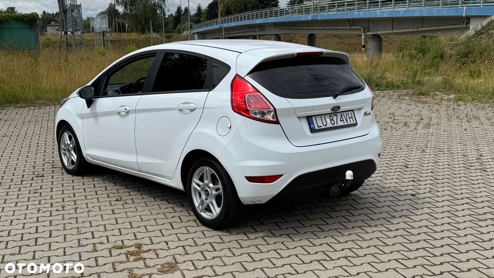 Ford Fiesta - 9
