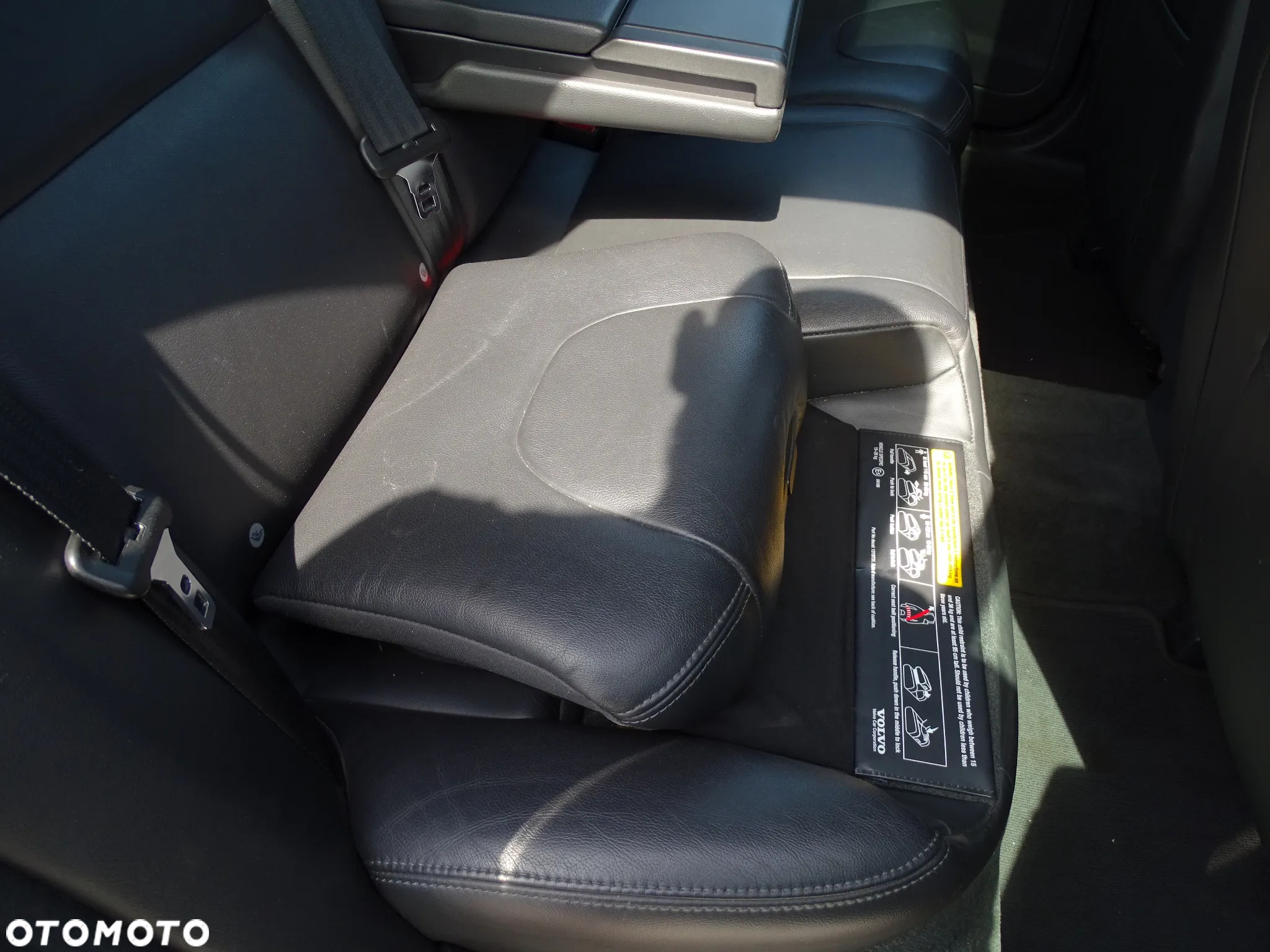 Volvo XC 60 D4 AWD Ocean Race - 21