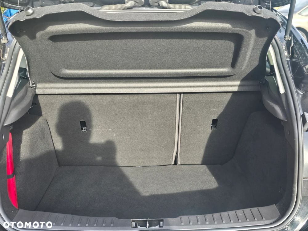 Ford Focus - 28