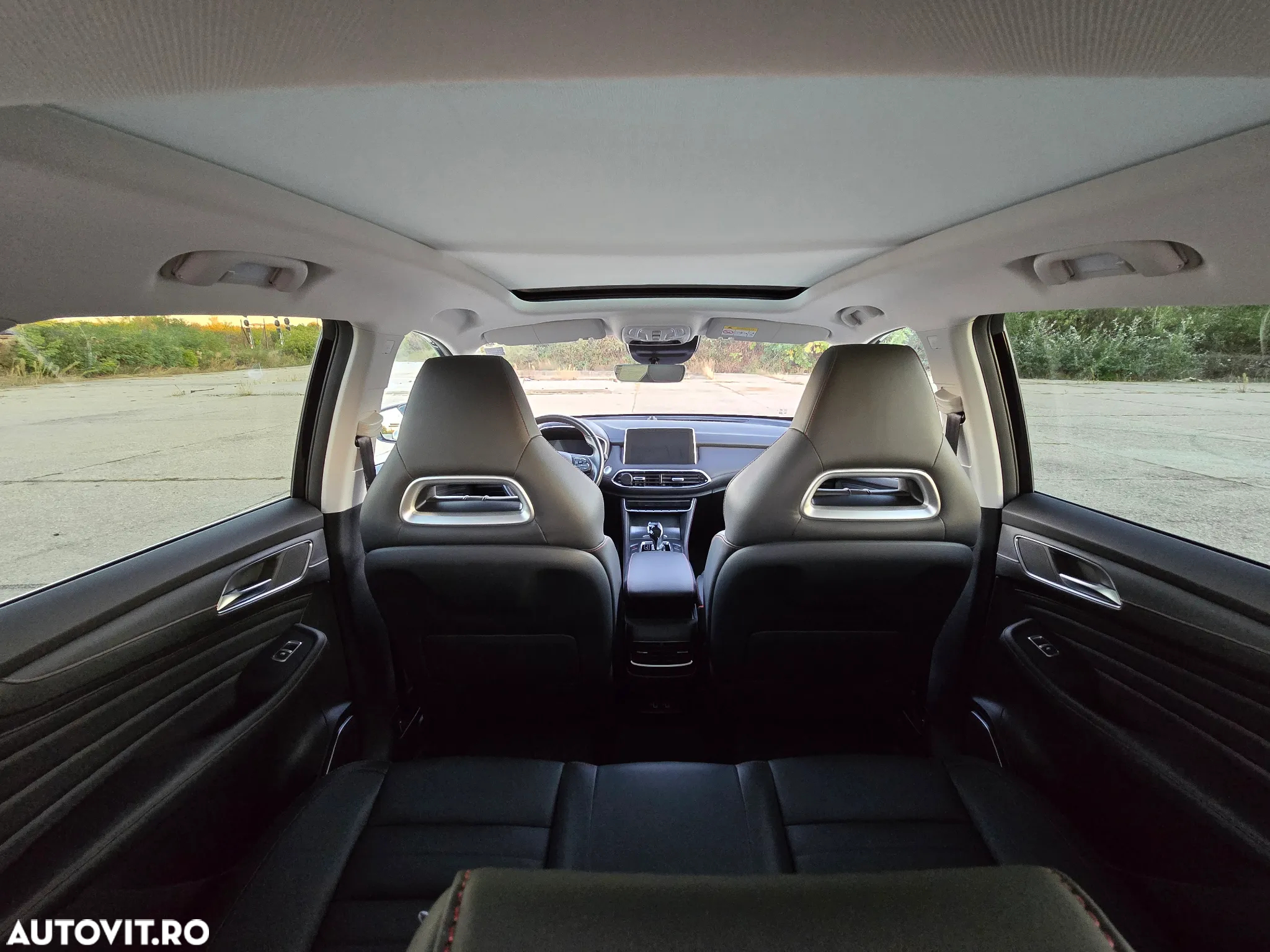 MG EHS 1.5T-GDI PHEV Luxury - 12