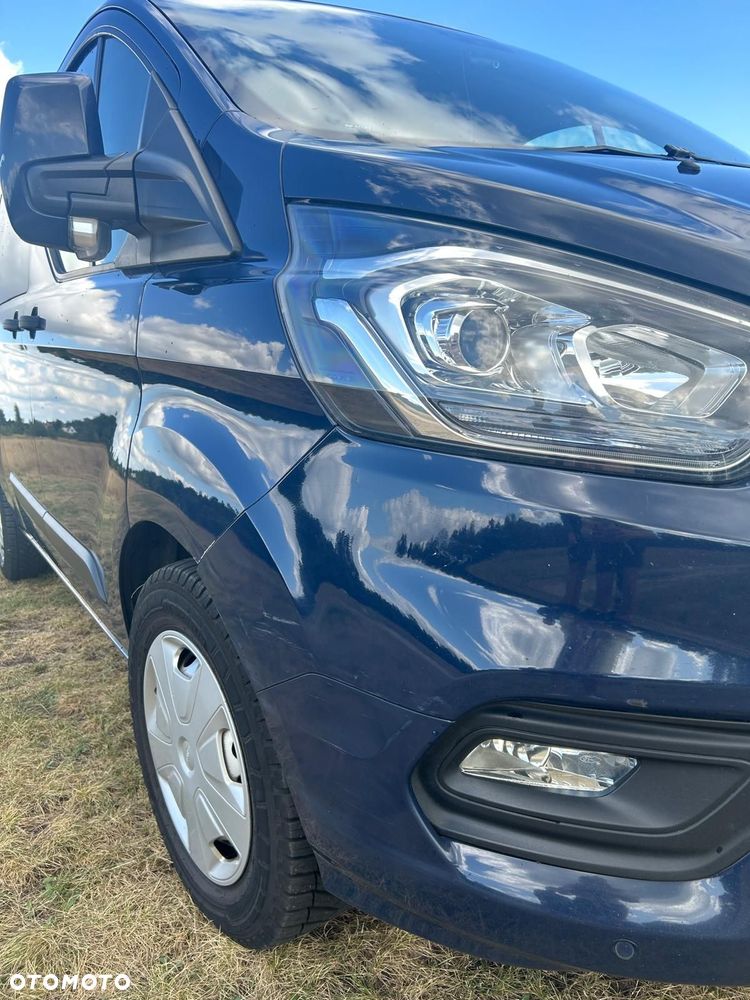 Ford TRANSIT CUSTOM - 25