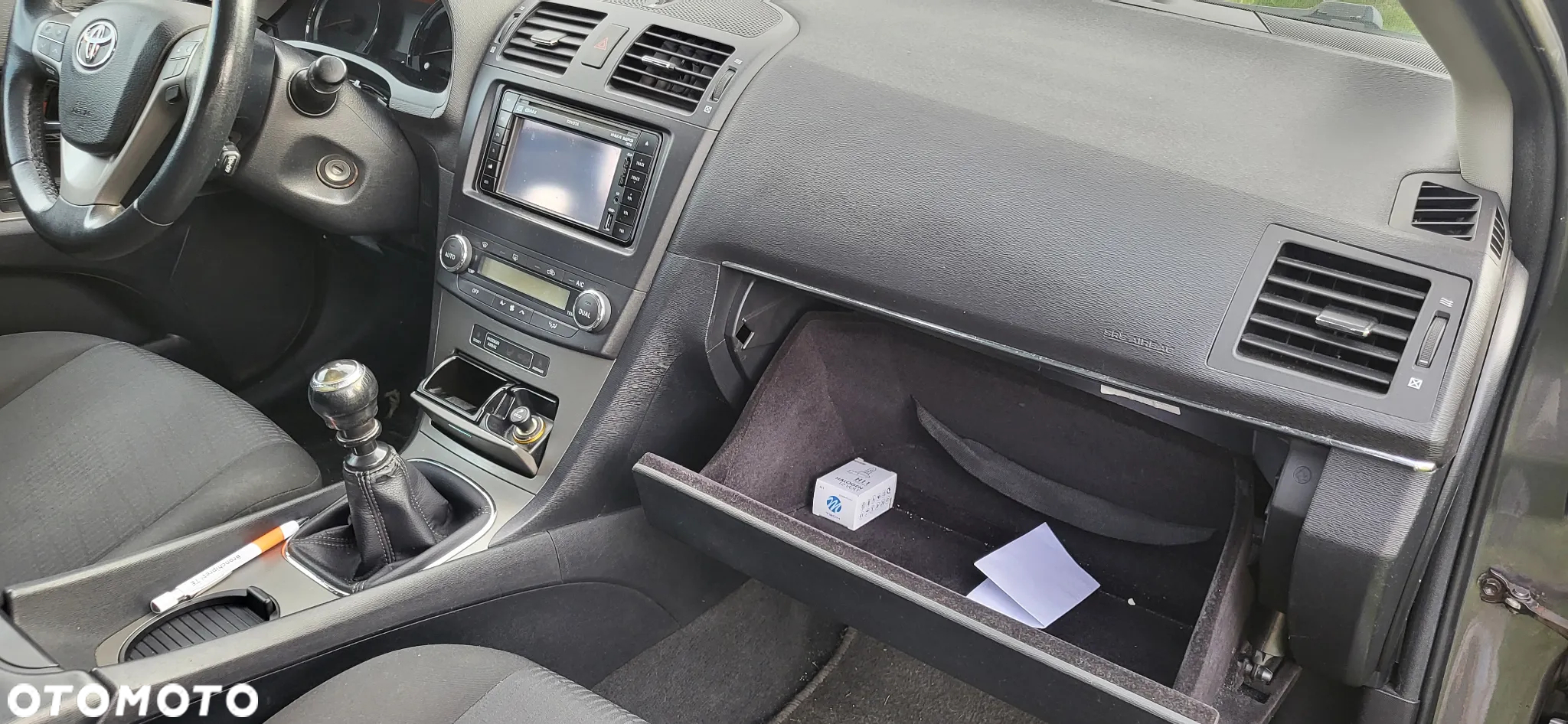 Toyota Avensis - 17