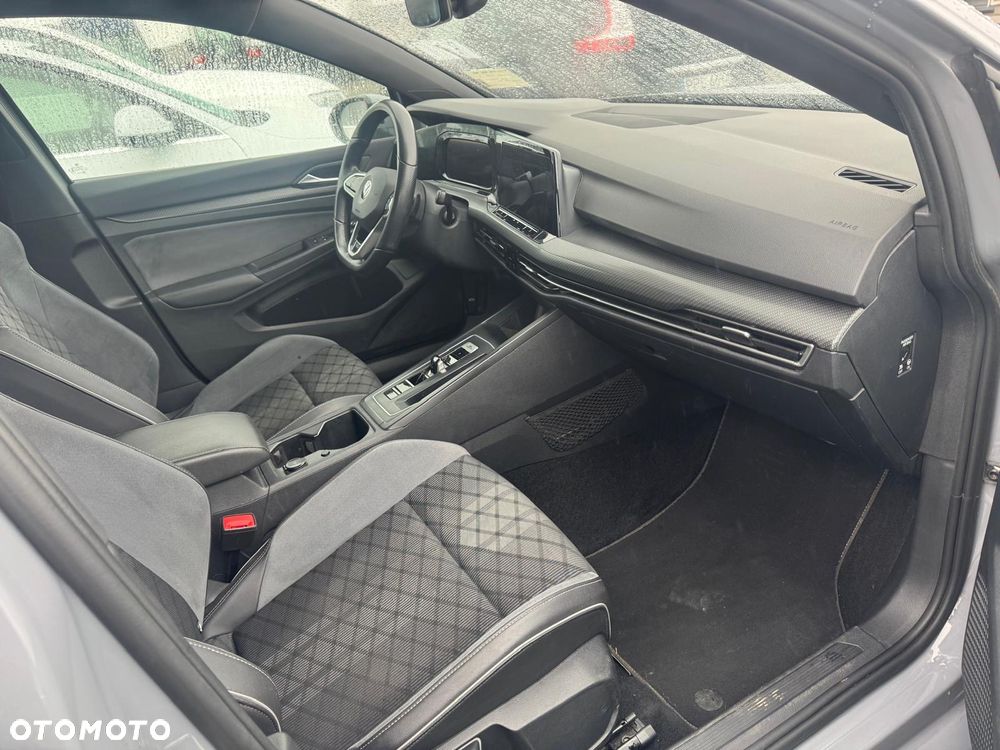 Volkswagen Golf 2.0 TDI SCR DSG R-Line - 22