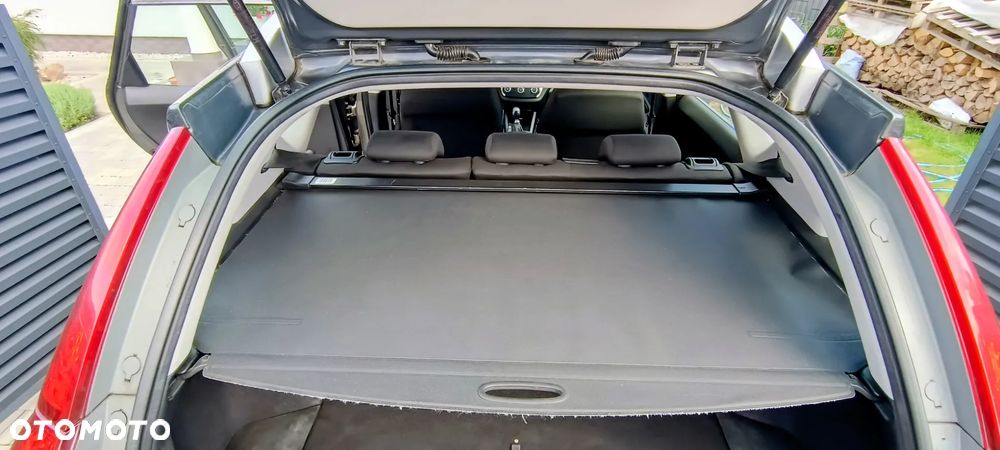 Kia Ceed - 6