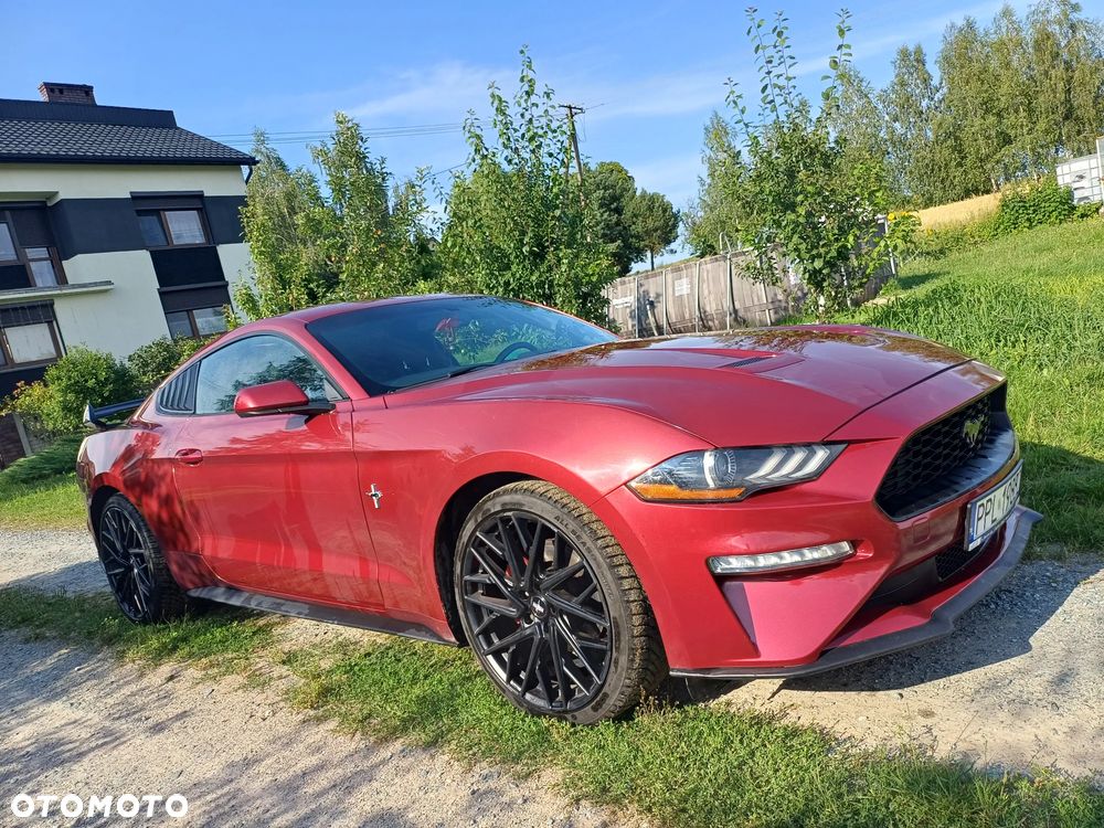 Ford Mustang - 3