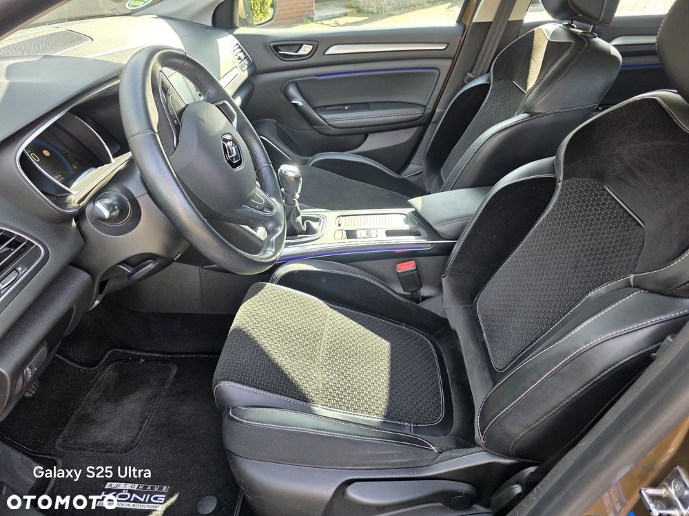 Renault Megane ENERGY TCe 100 EXPERIENCE - 13
