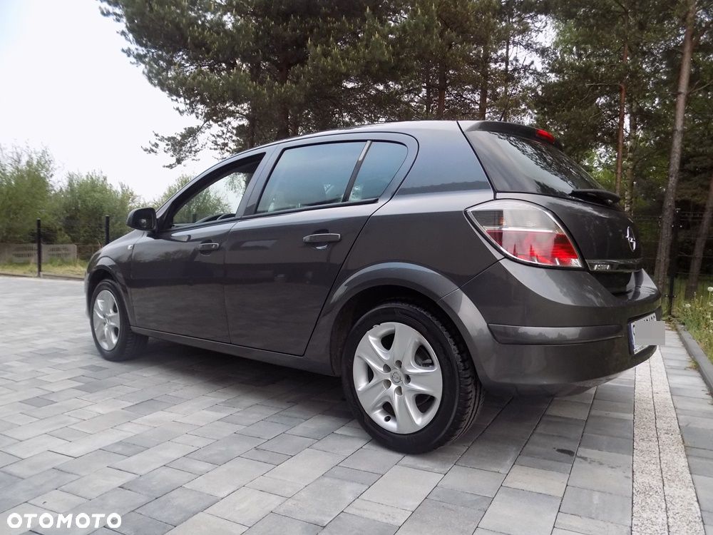 Opel Astra 1.6 Fun - 8