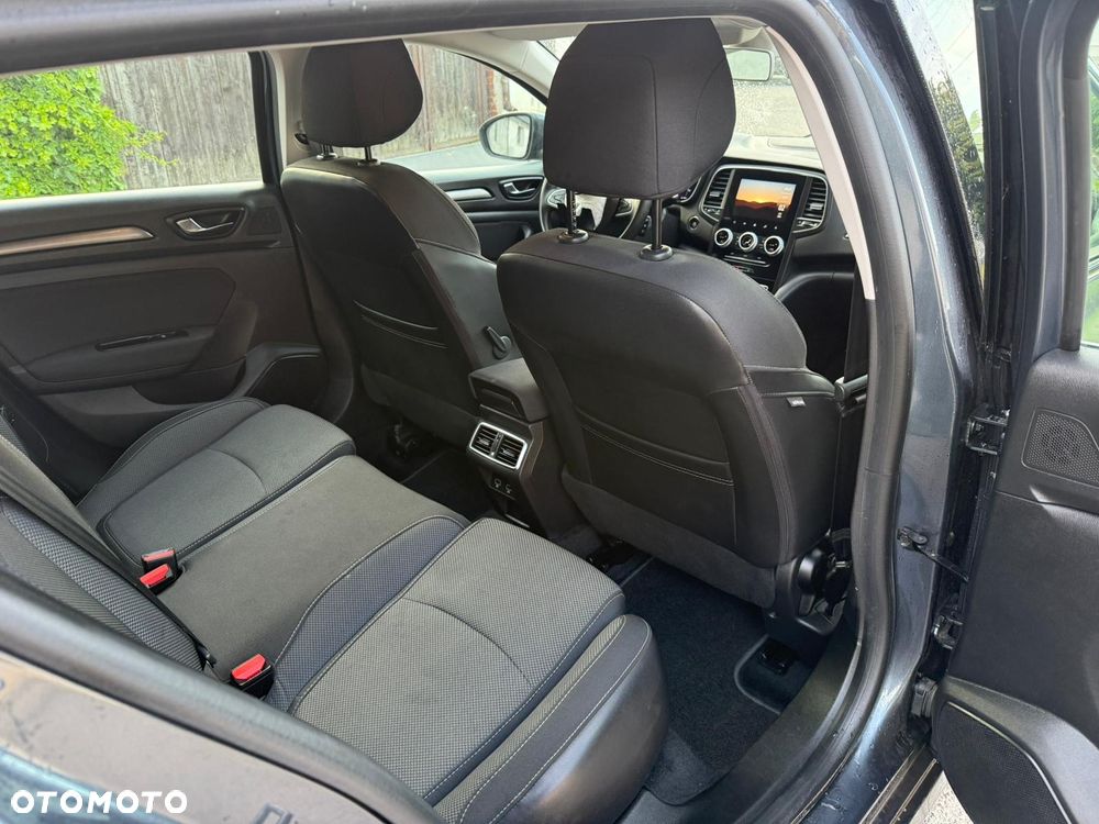 Renault Megane ver-1-3-tce-fap-limited-edc - 20