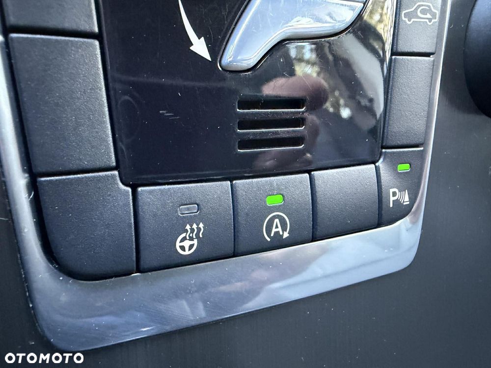 Volvo XC 60 D4 Edition Pro - 36