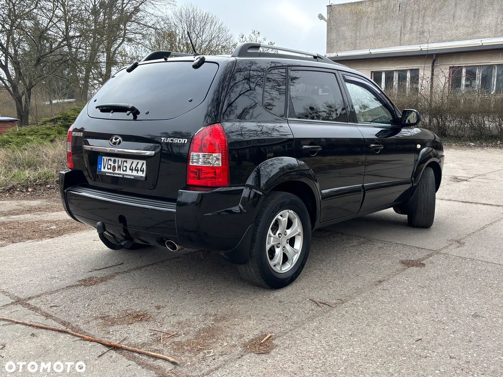 Hyundai Tucson 2.0 2WD GLS - 30