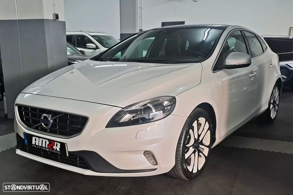 Volvo V40 2.0 D2 R-Design - 3