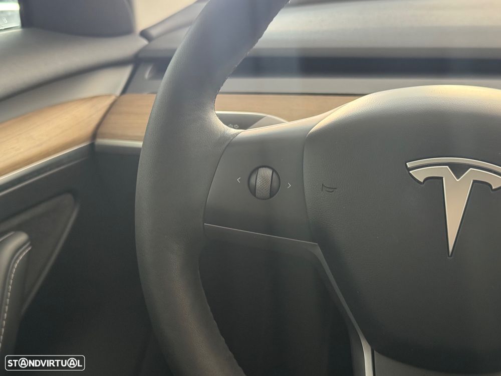 Tesla Model 3 Long Range Tração Traseira - 11