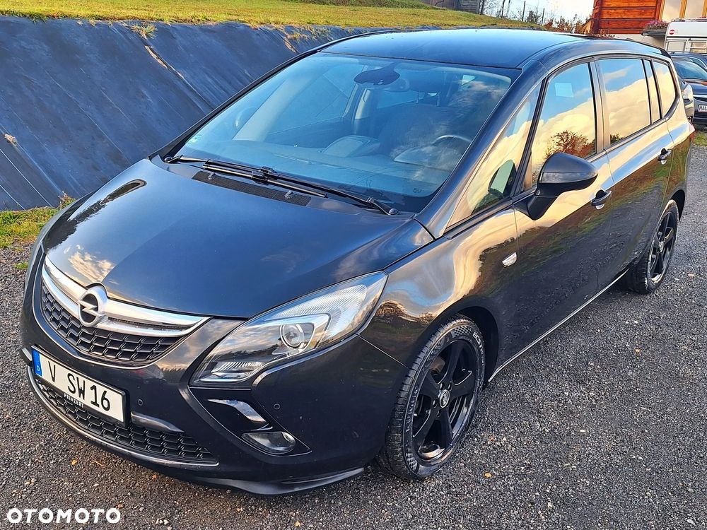Opel Zafira 2015 photo 2
