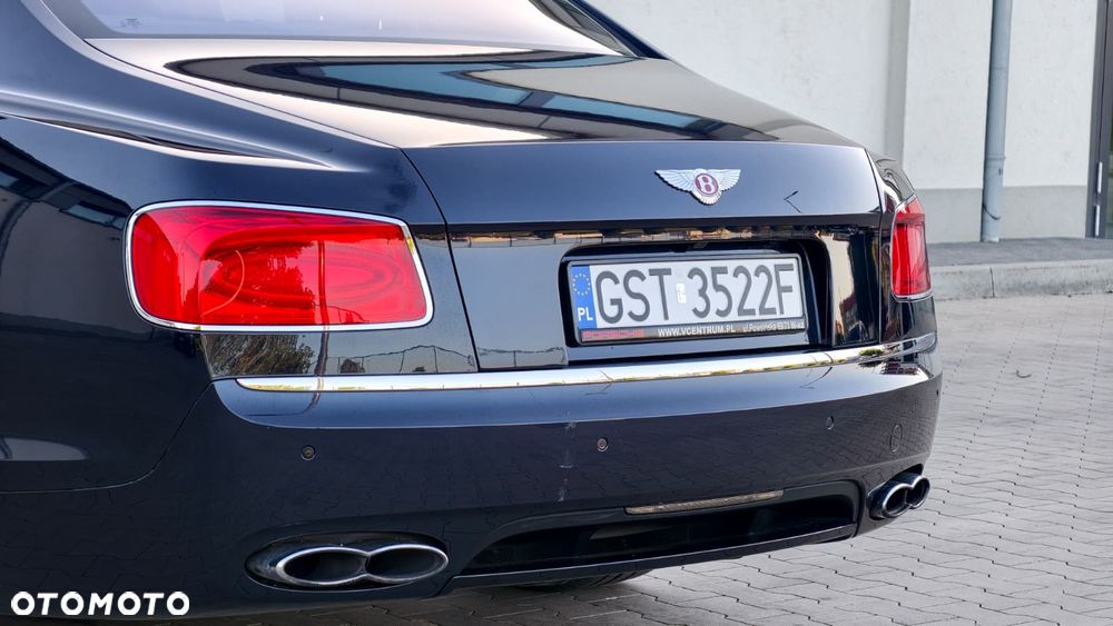 Bentley Flying Spur V8 S - 8