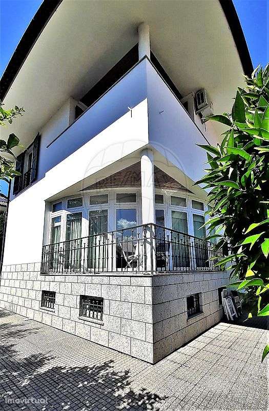 Moradia T5 para venda - Grande imagem: 2/40