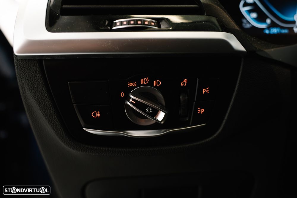 BMW iX3 - 20