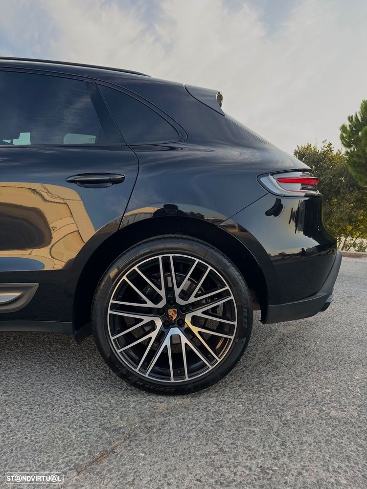 Porsche Macan T - 35
