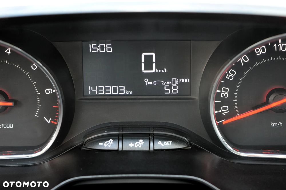 Peugeot 208 1.2 VTi Active - 39