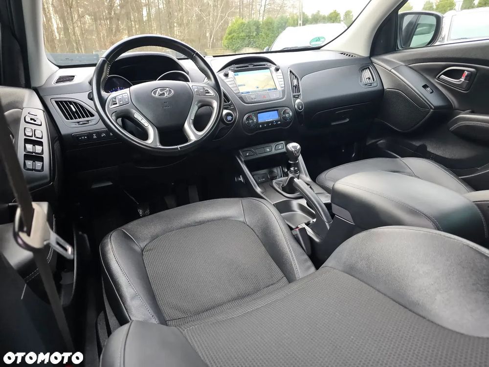 Hyundai ix35 2.0 CRDi Premium 4WD - 18