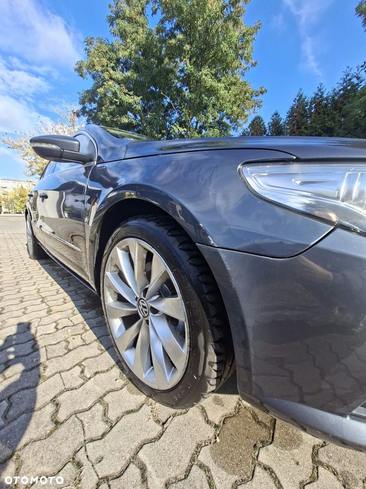 Volkswagen Passat - 4