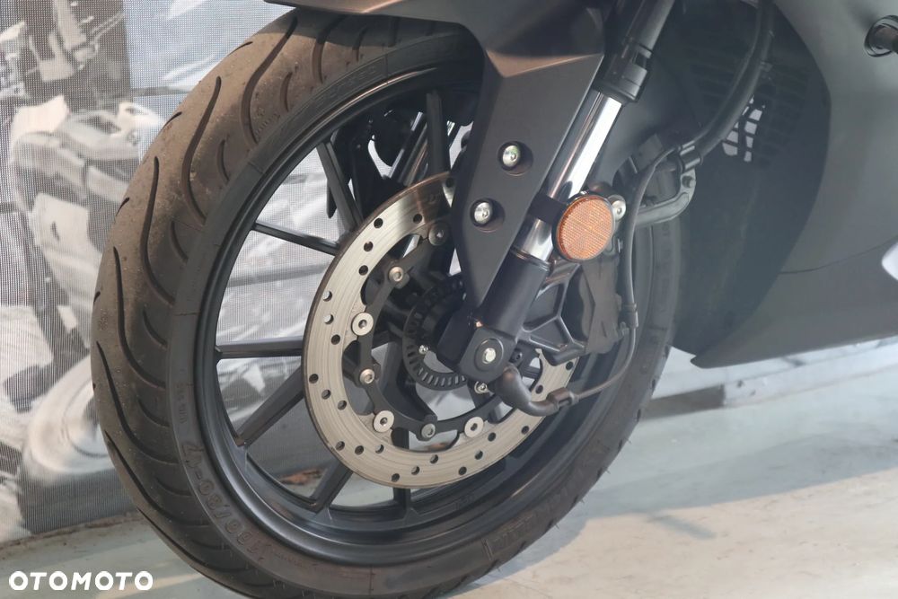 Yamaha R125 - 3