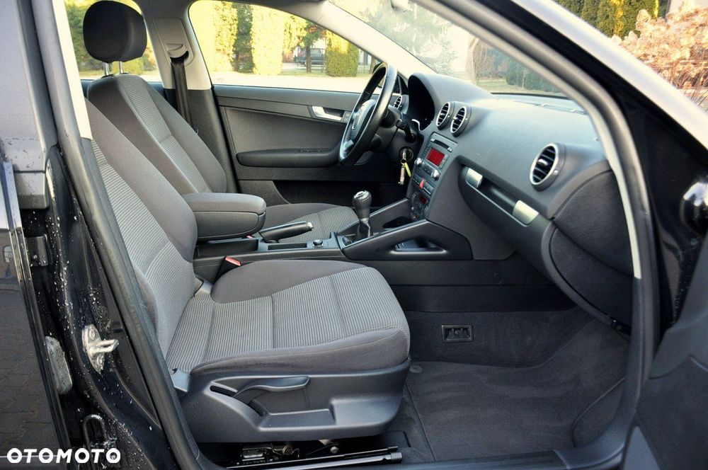 Audi A3 Sportback - 17