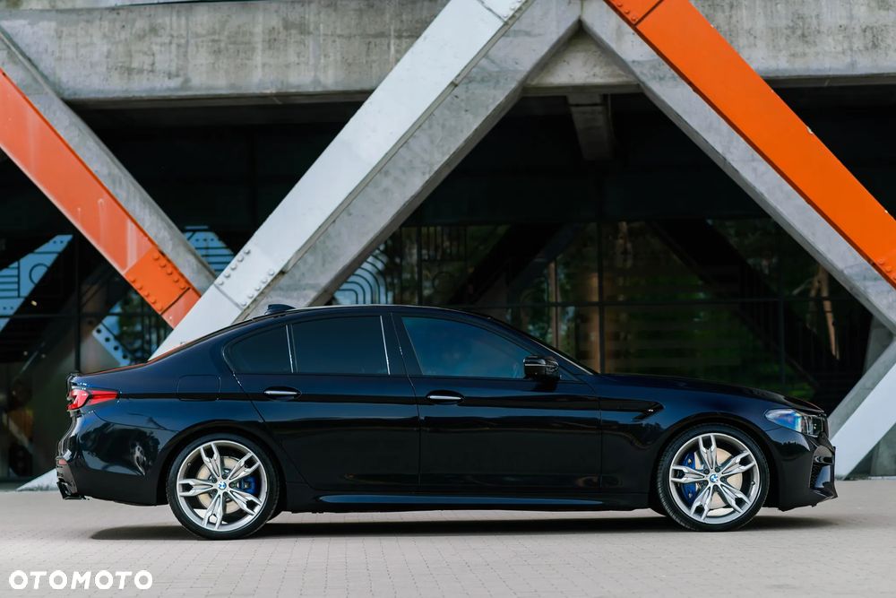 BMW Seria 5 M550d xDrive - 13