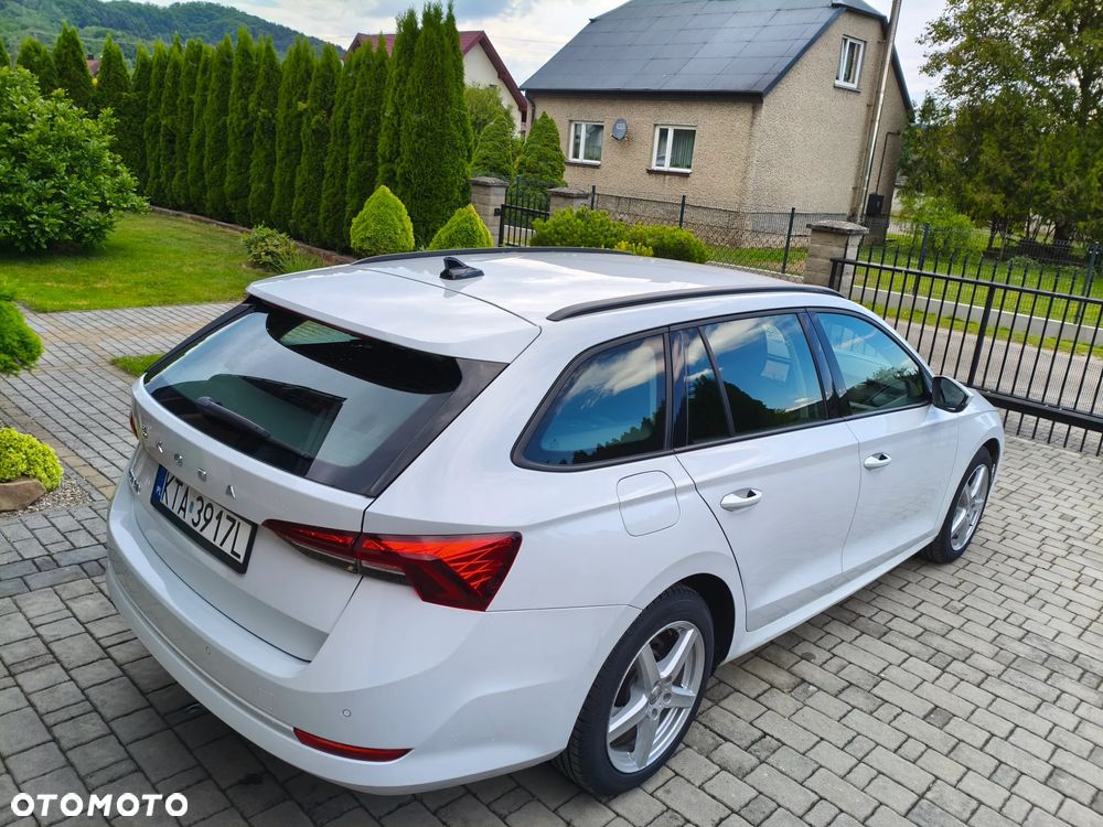 Skoda Octavia 2.0 TDI DSG Style - 9