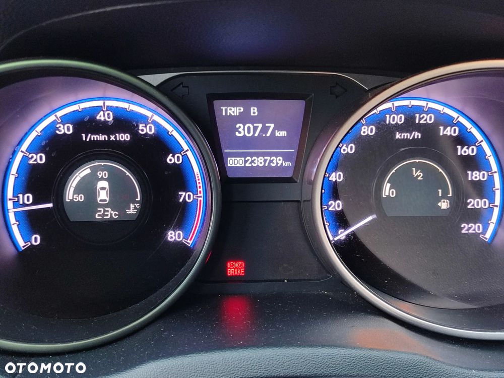 Hyundai ix35 - 11