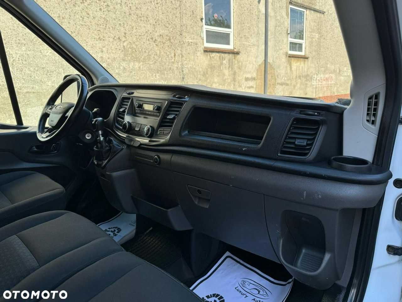 Ford Transit - 20